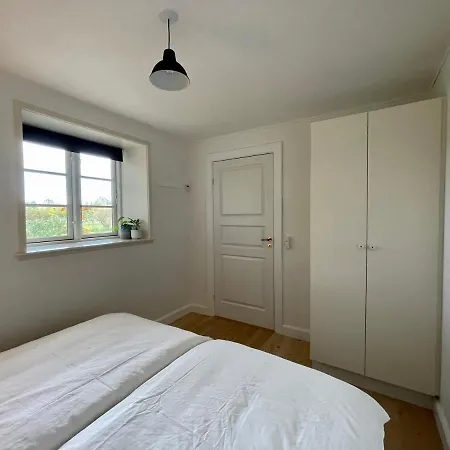 Bed & Breakfast Strandby 1847 *