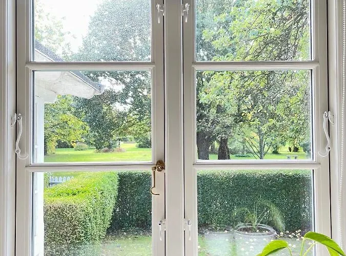 Strandby 1847 Bed and breakfast *